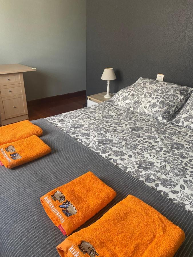 Amezola 2- Habitacion Con Bano Exterior De Uso Privado En Casa Compartida 毕尔巴鄂 外观 照片