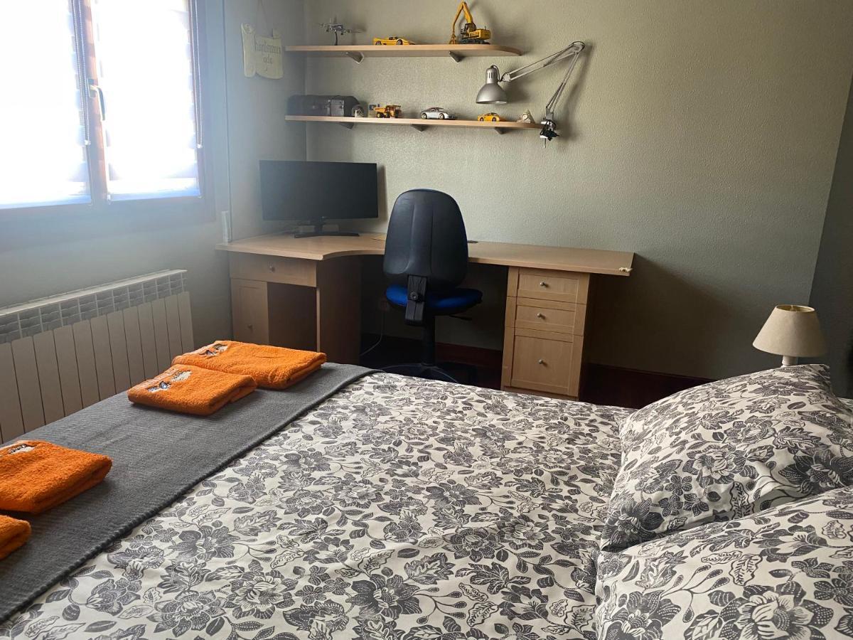 Amezola 2- Habitacion Con Bano Exterior De Uso Privado En Casa Compartida 毕尔巴鄂 外观 照片